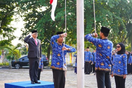 Upacara HUT ke-81 RI di Diskominfotik Riau (foto/int)