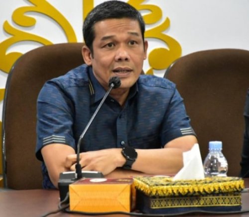 Ketua Fraksi Golkar DPRD Pekanbaru, H. Roni Amriel, SH, MH.