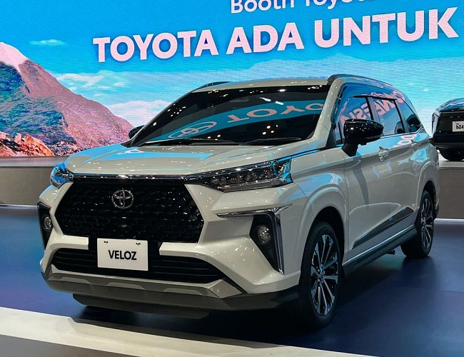 Toyota Veloz Hybrid.