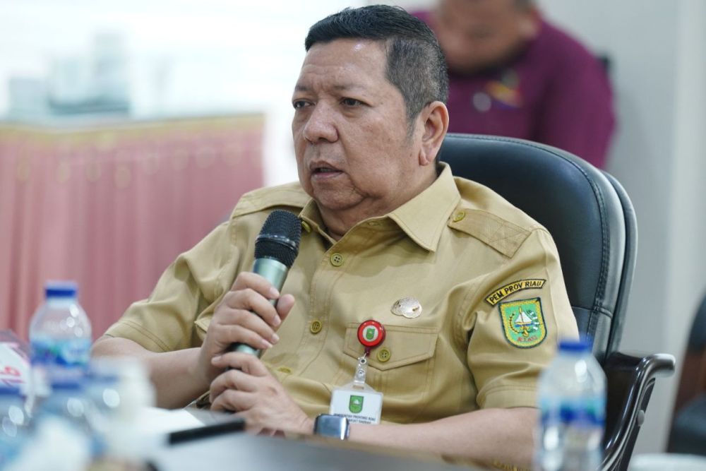 Asisten I Setdaprov Riau Zulkifli Syukur.(foto: mg2/halloriau.com)