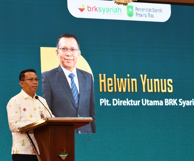 Plt Direktur Utama BRK Syariah Helwin Yunus