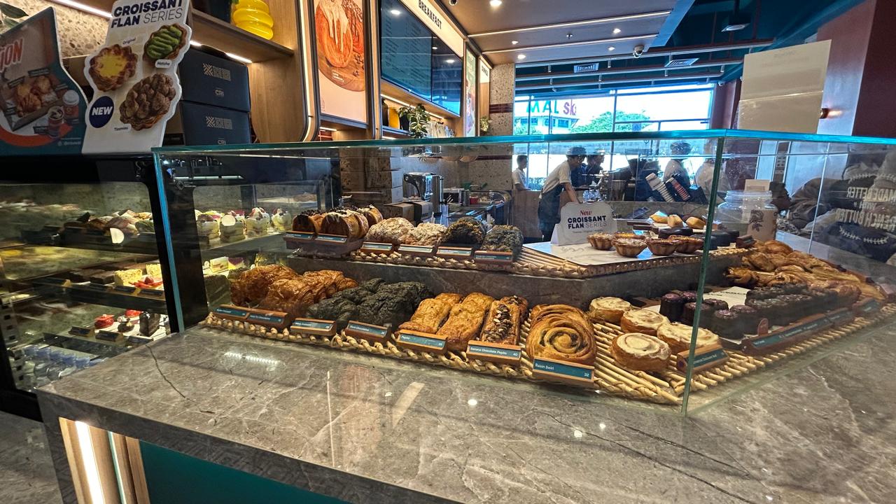 PT Champ Resto Indonesia Tbk (CRI Group) resmi menghadirkan CROCO by Monsieur Spoon di Living World Pekanbaru, Jumat (14/11/2025).