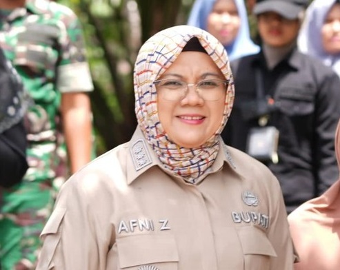 Bupati Siak, Afni Zulkifli.
