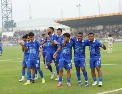PSPS Pekanbaru.