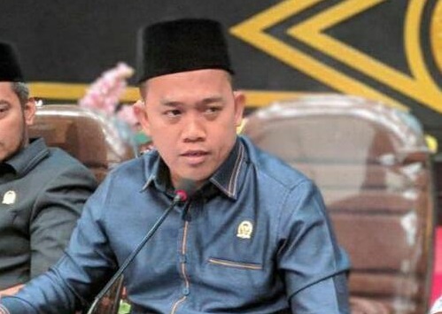 Muhammad Isa Minta anggaran pengadaan Mobdin untuk Ketua DPRD Kota Pekanbaru dicoret dari APBD 2025 (foto/int)