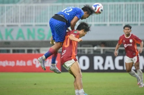 PSPS Pekanbaru vs Garudayaksa FC.(foto: int)