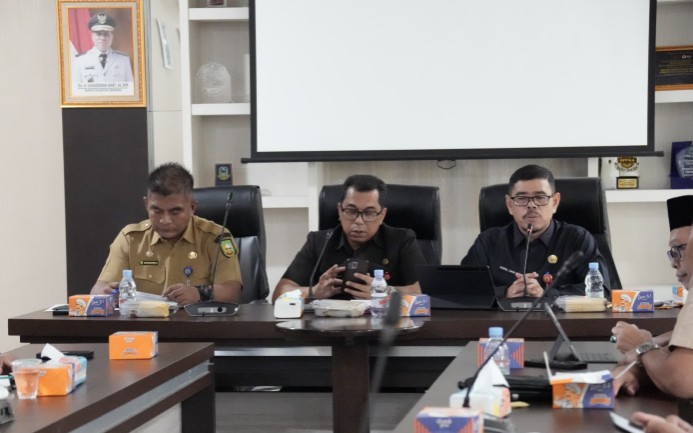 Pemkab Kuansing mengadakan rapat terpadu penertiban pajak kendaraan bermotor (foto/ultra)
