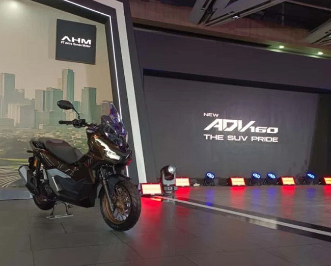 Honda ADV 160.