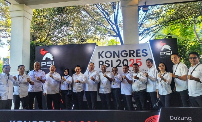 Ketua PSI Riau, Kemli Amri sudah memboyong 17 kader PSI untuk mengikuti Kongres PSI di Solo (foto/ist)