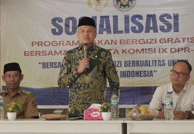 Acara dibuka secara resmi oleh Anggota Komisi IX DPR RI, Sahidin, Tenaga Ahli Program Kemitraan Masyarakat (Prokerma) BGN, Ade Tias Maulana, serta Kepala Desa Indrapura, Subianto.