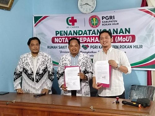 PGRI Rohil Gandeng RS Cahaya.(foto: afrizal/halloriau.com)