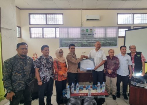 Penandatanganan Nota Kesepahaman (MoU) Community Conservation Program (CCP) RAPP dengan Koperasi Wana Lestari Kampar Kiri.