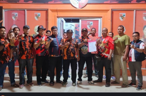 Pelantikan kepengurusan baru Koti Mahatidana MPC PP Pelalawan.(foto: andi/halloriau.com)