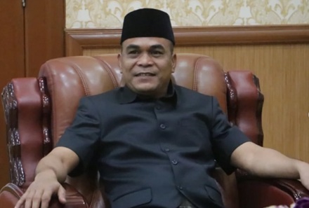 Ketua DPRD Provinsi Riau, Kaderismanto (foto/IG DPRD Riau)