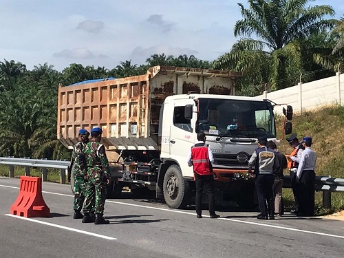 Razia truk ODOL di Pekanbaru.(foto: int)