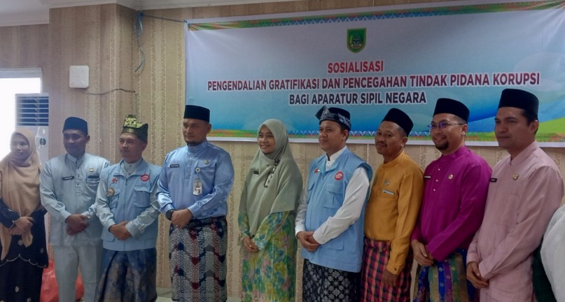 Pemkab Rohil gandeng enyuluh KPK sosialisasikan pencegahan korupsi (foto/afrizal)