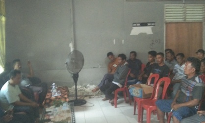 Nelayan Kecamatan Sinaboi dan Bangko mengadu ke HNSI Rohil (foto/Zal)