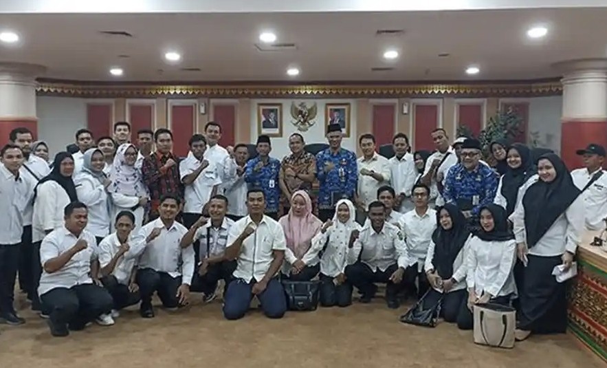 DPRD Riau cari jalan tengah untuk honorer jadi PPPK paruh waktu (foto/tribun)