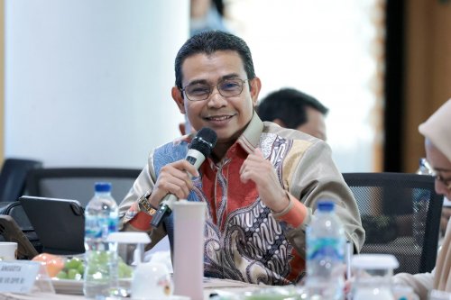Anggota DPR RI asal Riau, Hendry Munief dorong produk olahan kopi nasional bernilai tambah (foto/ist)