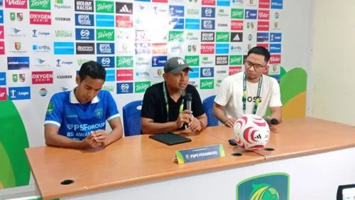 Pelatih PSPS Pekanbaru, Akhyar Ilyas.(foto: tribunpekanbaru.com)