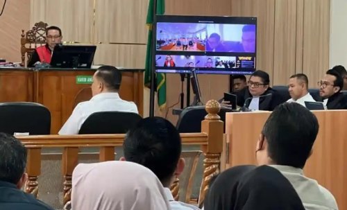 Plt Gubri, SF Haiyanto jadi saksi dalam Sidang lanjutan kasus dugaan korupsi yang menjerat Gubernur Riau nonaktif, Abdul Wahid (foto/tribunpekanbaru)