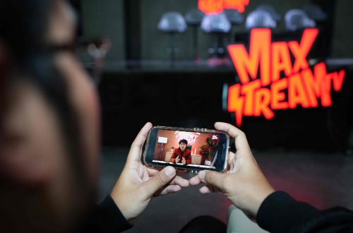 MAXStream TV hadirkan ragam konten temani pengguna selama Ramadan.(foto: istimewa)