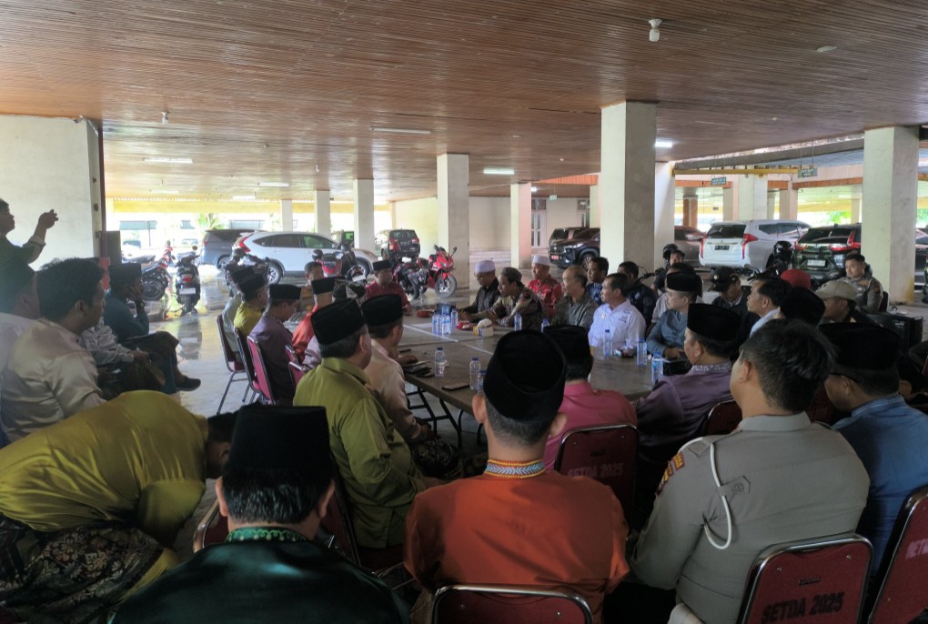 Pemkab dan Forkopimda Pelalawan galang dana peduli bencana korban Aceh-Sumut-Sumbar (foto/Andy)