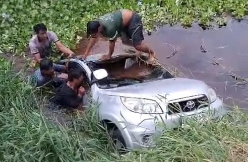 Kecelakaan tunggal, dua pegawai BPR Dana Amanah tewas tenggelam (foto/Andy)