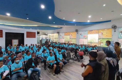 Ratusan PMI Dideportasi dari Malaysia.(foto: tribunpekanbaru.com)