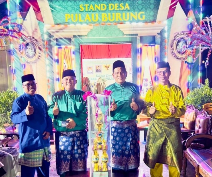 Desa Pulau Burung meraih Juara Umum MTQ XV Kecamatan Pulau Burung (foto/Ayendra)