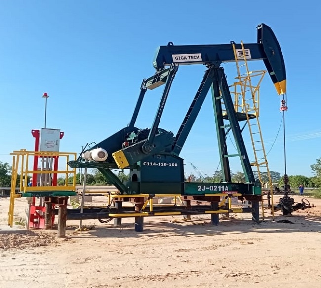 Salah satu pompa angguk yang digunakan PT Pertamina Hulu Rokan (PHR) untuk memompa minyak di Lapangan Duri, Blok Rokan, Riau.