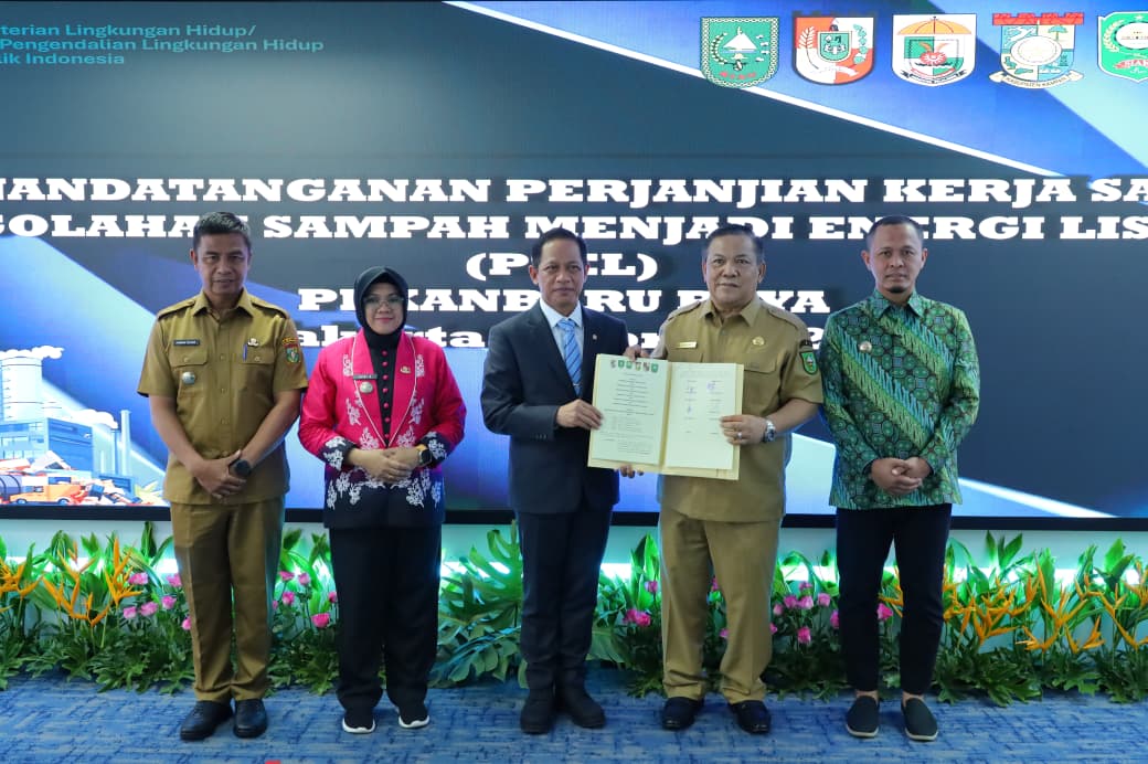 Pemprov Riau dan Kementerian LH Teken MoU pengolahan sampah jadi energi listrik (foto/ist)
