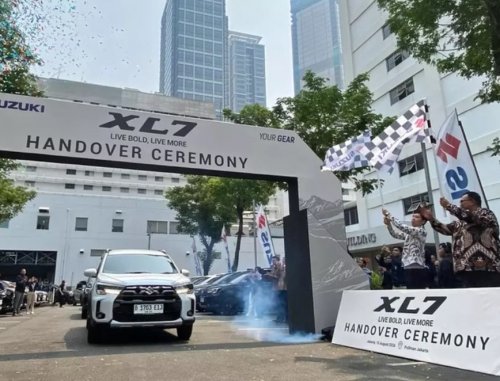 Suzuki resmi memulai distribusi perdana SUV XL7 terbaru di Indonesia setelah mencatatkan lebih dari 1.300 pemesanan sejak peluncurannya pada akhir Juli 2026. (Suzuki Indonesia/DOK)