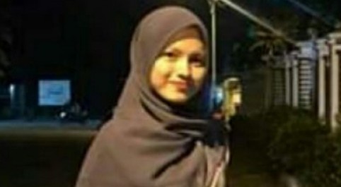  Winda, mahasiswi yang jatuh ke Sungai Batang Gansal.