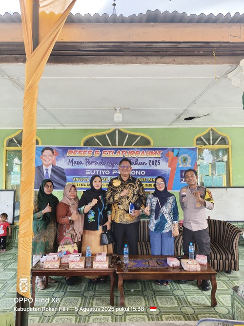 Anggota DPRD Rohil, Sutiyo Pramono melakukan reses di tiga kepenghuluan di Kecamatan Bangko. (Foto: Afrizal)