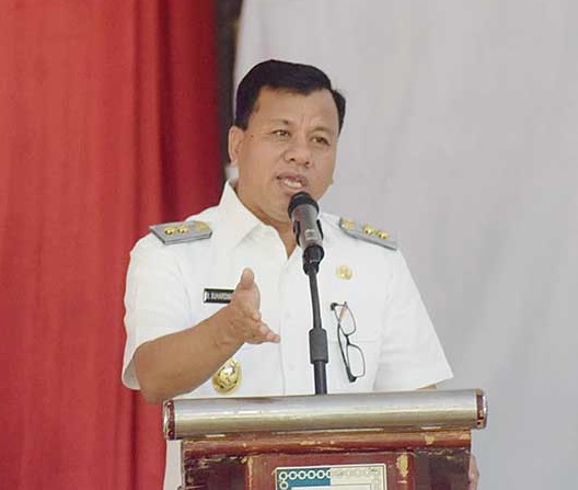 Bupati Kuantan Singingi, Suhardiman Amby.