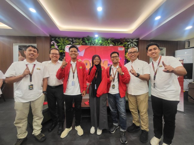 Foto bersama.