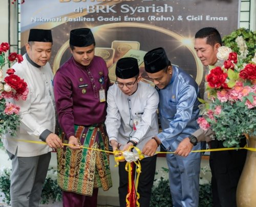 BRK Syariah resmikan layanan gadai emas di Kandis, Kabupaten Siak, Jumat (26/6/2026). 