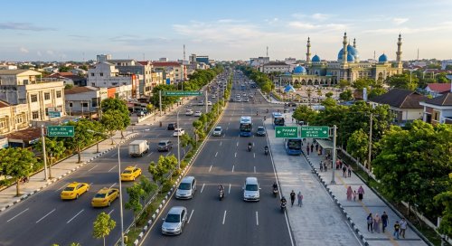 Tiga ruas jalan dalam Kota Pekanbaru diperlebar Pemprov Riau.(ilustrasi/AI/halloriau.com)