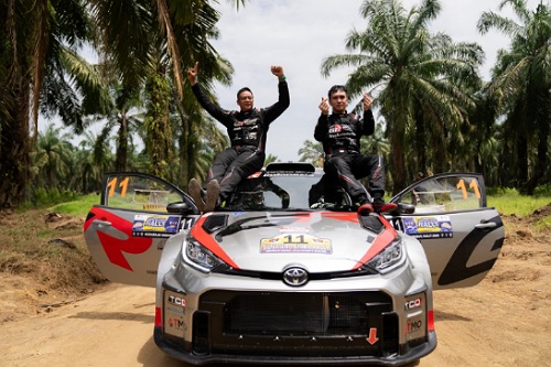 Pebalap TGRI, Ryan Nirwan dan Adi Indiarto.(foto: istimewa)
