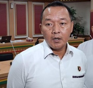 Direktur Reskrimsus Polda Riau Kombes Ade Kuncoro Ridwan.