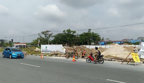 Pembangunan Simpang Jalan Arifin Ahmad-Sudirman Pekanbaru terus dikebut.(foto: int) 