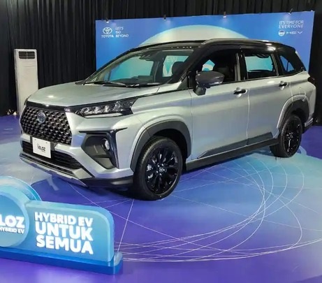 Toyota Veloz Hybrid.