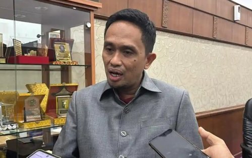 Anggota Komisi III DPRD Riau, Abdullah soroti DBH sawit turun (foto/tribunpku)