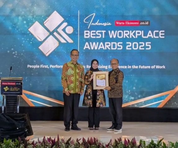 Astra Agro kembali mencatatkan prestasi nasional dengan meraih Indonesia Best Workplace Awards 2025 yang diselenggarakan oleh Warta Ekonomi Group.