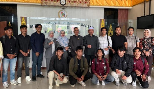 Ipemaru mendatangi Komisi III DPRD Pekanbaru (foto/Mimi)