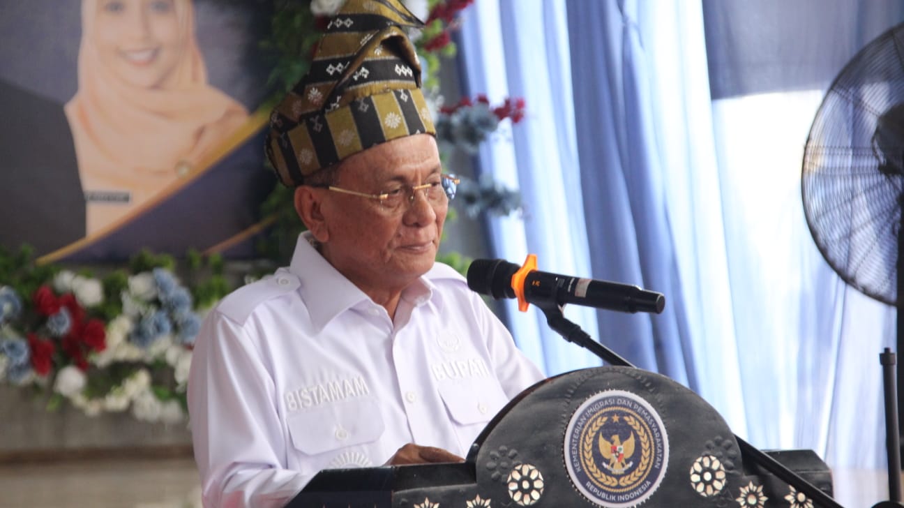 Bupati Rohil, Bistamam (foto/Afrizal)