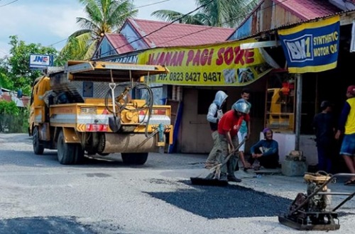 Perbaikan jalan di Pekanbaru.(ilustrasi/int)