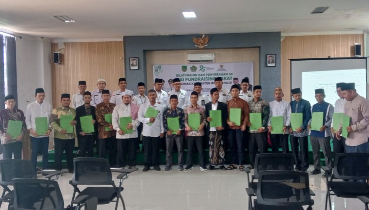 Baznas Rohil hadiri penyerahan SK Dai Fundraising Zakat (foto/afrizal)