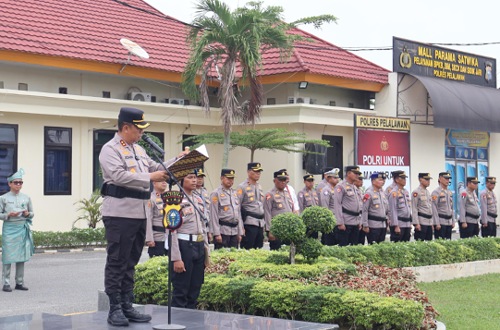 Kapolres Pelalawan melantik PJU baru jajaran Polres Pelalawan.(foto: andi/halloriau.com)